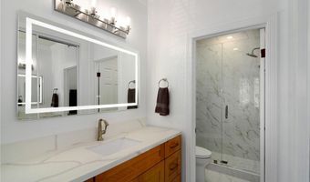 29302 Laro Dr, Agoura Hills, CA 91301