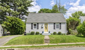 22 Rowe Pl, Bristol, CT 06010