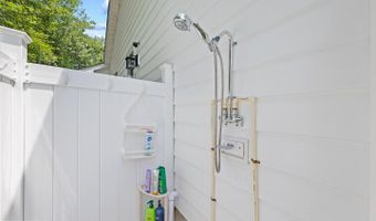 608 PEBBLE Ct, Bethany Beach, DE 19930