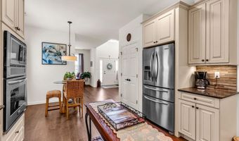 25 Twilight Dr, Barnegat, NJ 08005