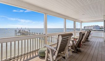 379 Bayshore Dr, Barnegat, NJ 08005