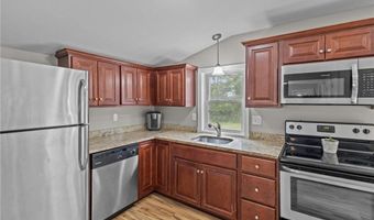 754 High St, Cumberland, RI 02864