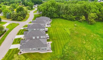 5660 N OSPREY Dr, Appleton, WI 54913