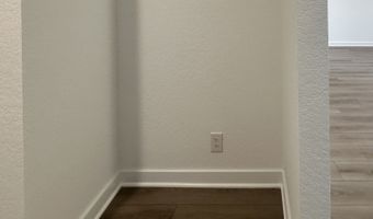 182 Peeps Ct, Adkins, TX 78101