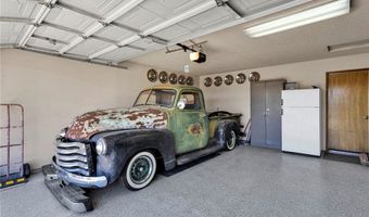 21930 Mohican Ave, Apple Valley, CA 92307
