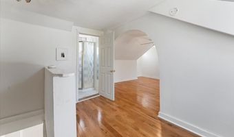 85 HOBART Ave, Bayonne, NJ 07002