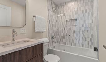 415 N Haddow Ave, Arlington Heights, IL 60004