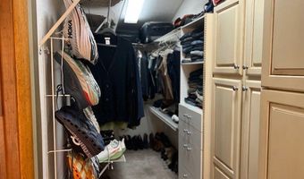 2157 Penguin Ave, Akron, OH 44319