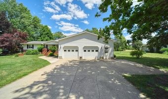 2943 Lee Marie Dr, Adrian, MI 49221