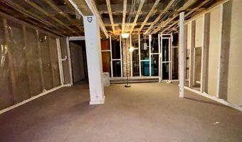 106 S Belfast Ave, Augusta, ME 04330