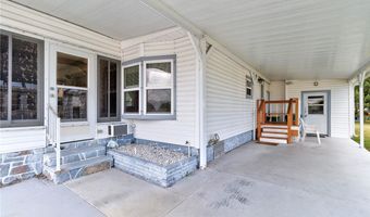 1006 Robin Dr, Barefoot Bay, FL 32976