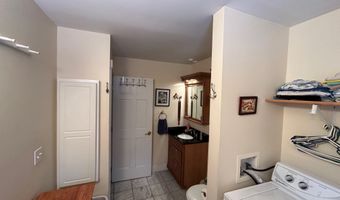 21 Dream Ln, Belfast, ME 04915
