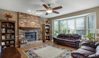 420 April Oaks Ct, Ballwin, MO 63021