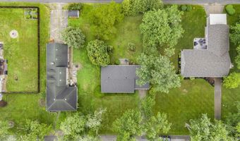 910 E 3rd St, Auburn, IN 46706
