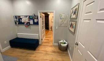 15 Maple St, Bangor, ME 04401