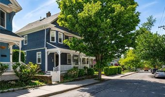 27 Mann Ave, Newport, RI 02840