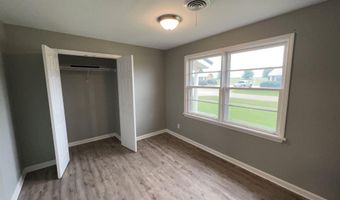 12055 Lawngate Rd L, Athens, AL 35611