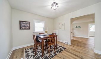 212 Nile Kinnick Dr N, Adel, IA 50003
