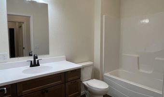 522 S 3rd St, Albia, IA 52531