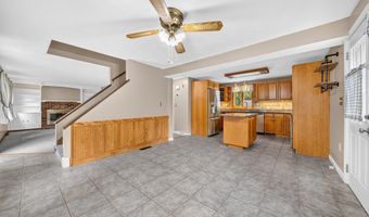 19 Greenleaf St, Billerica, MA 01821