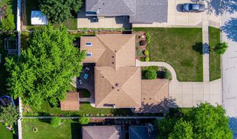 554 N Green Ridge St, Addison, IL 60101