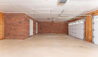 167 Fairway Rd, Advance, NC 27006