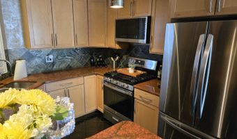 1955 N Stillwater Rd, Arlington Heights, IL 60004