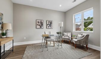 735 N GEORGE MASON Dr, Arlington, VA 22203