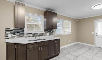 257 Shanklin Rd, Beaufort, SC 29906