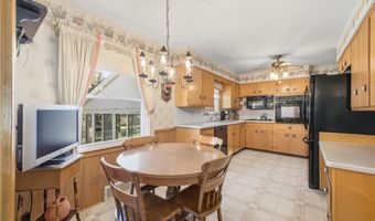 209 S Beverly Ave, Austintown, OH 44515