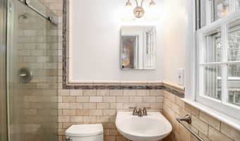 24 Prospect Dr, Brookfield, CT 06804