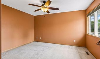 3849 Stonehaven Ct, Anoka, MN 55303
