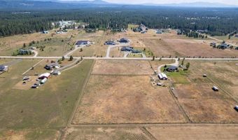 19 Xx E YELLOW PINE Ave, Athol, ID 83801