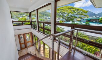44-237 Mikiola Dr, Kaneohe, HI 96744