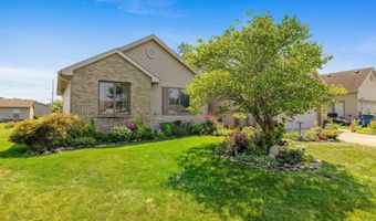 1306 Lori Lea St, Auburn, IN 46706