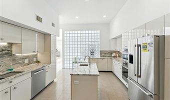 129 Valerie Ct, Cranston, RI 02921