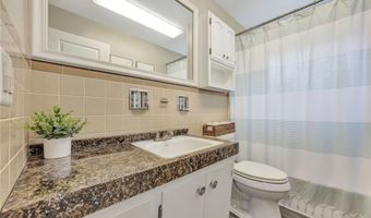 5538 Silverpoint Dr, Cincinnati, OH 45247
