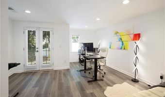 265 Oakhurst Leaf Dr, Alpharetta, GA 30004