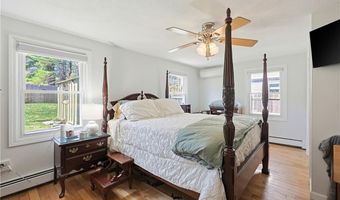 33 Airy Acres Dr, Glocester, RI 02814