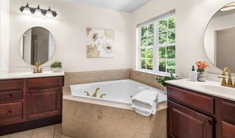 127 NEWMAN Ct, Pennington, NJ 08534