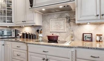 2108 N Mountain Grove Rd, Alma, AR 72921
