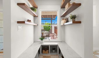 4860 Marlborough Dr, San Diego, CA 92116