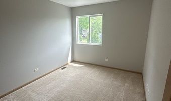 36 Burnette Dr, Antioch, IL 60002