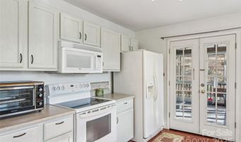 224 Beverly Rd, Asheville, NC 28805