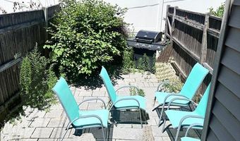 598 E 5th St 598, Boston, MA 02127