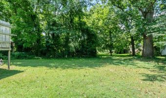 898 W Cunningham St, Alcoa, TN 37701