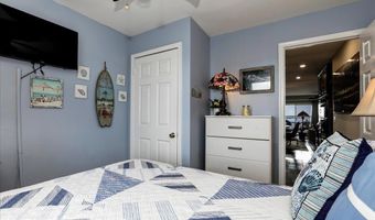 401 Bay Shore Dr 8B, Barnegat, NJ 08005
