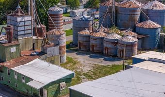 103 E Gallatin St, Adairville, KY 42202