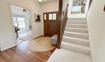 15819 Drawstone Trl, Apple Valley, MN 55124