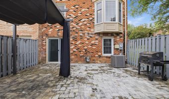 7428 FOUNTAIN HEAD Dr, Annandale, VA 22003